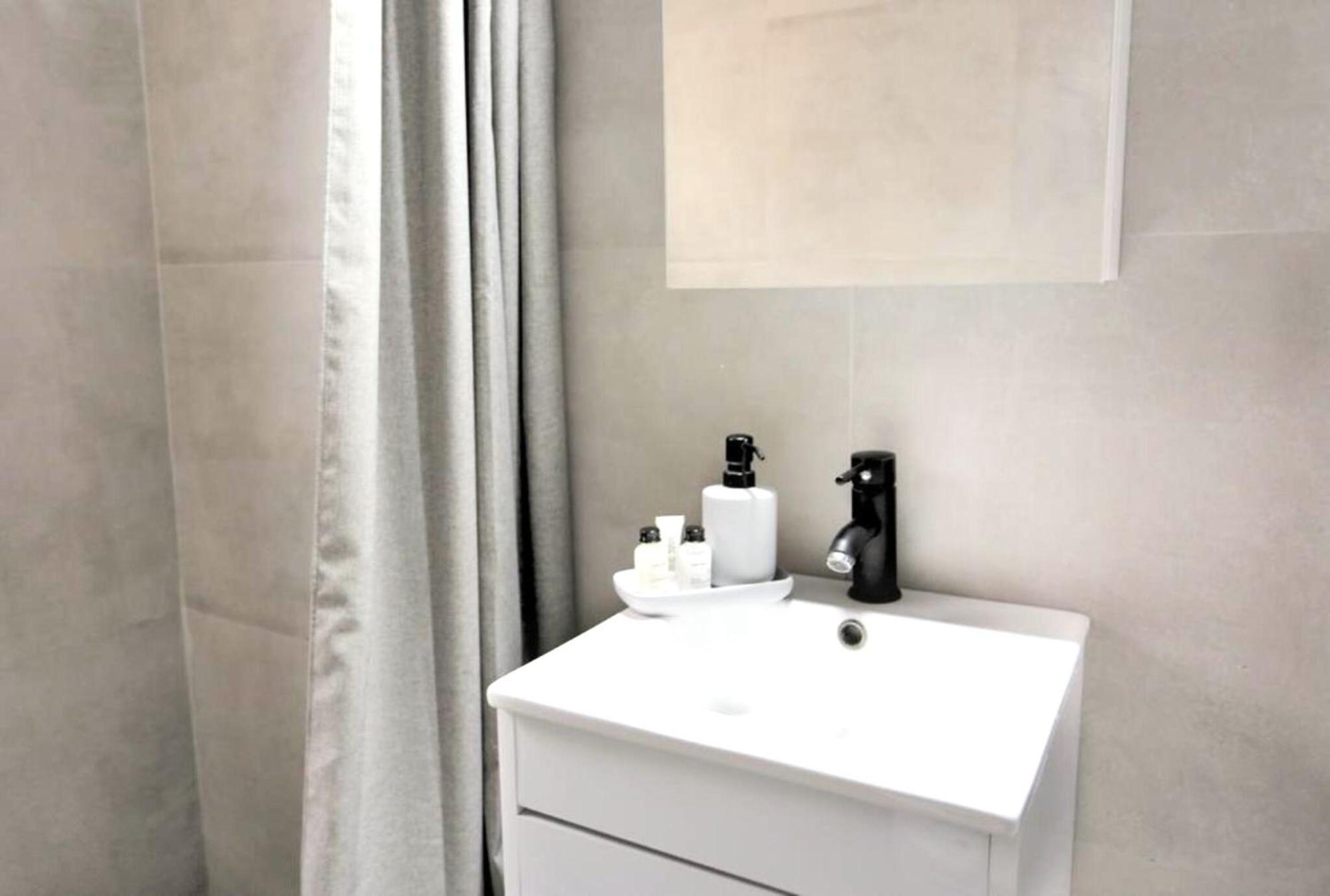 Filoξenia In Athens Appartement Buitenkant foto